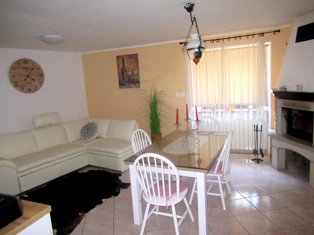 Apartma Qbed Gračišče Exterior foto